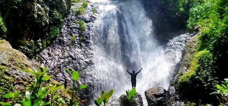 Air Terjun Jumog Jati, 1. Air Terjun Grojogan Sewu Karanganyar, 2. Air Terjun Jumog, 3. Air Terjun Parang Ijo, 4. Air Terjun Sewawar, 5. Air Terjun Sedinding, 6. Air Terjun Jumog Jati, 7. Air Terjun Jurang Sundo, 8. Grojogan Jurang Jero, 9. Air Terjun Kedung Sriti, 10. AIR TERJUN TELOGO WALI, 10. Air Terjun Dong Aron, 11. Air Terjun Ringin Jenggot
