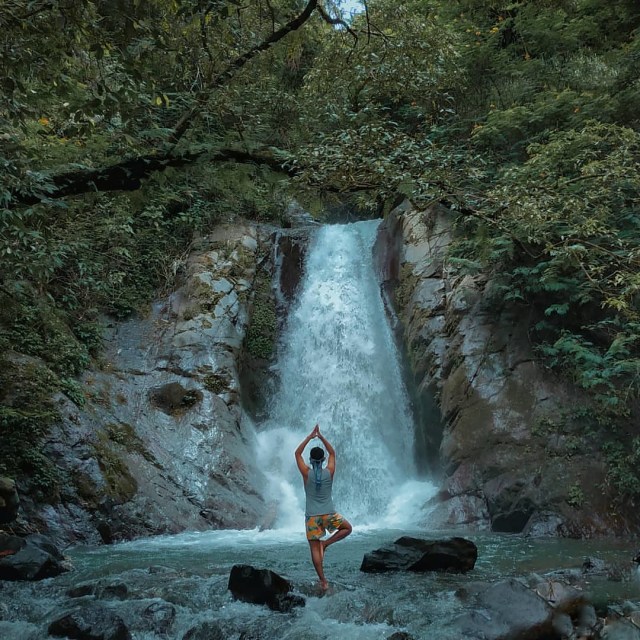 Air Terjun Kedung Sriti via IG @sabri.paulipu, 1. Air Terjun Grojogan Sewu Karanganyar, 2. Air Terjun Jumog, 3. Air Terjun Parang Ijo, 4. Air Terjun Sewawar, 5. Air Terjun Sedinding, 6. Air Terjun Jumog Jati, 7. Air Terjun Jurang Sundo, 8. Grojogan Jurang Jero, 9. Air Terjun Kedung Sriti, 10. AIR TERJUN TELOGO WALI, 10. Air Terjun Dong Aron, 11. Air Terjun Ringin Jenggot