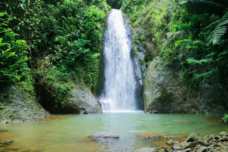 Air Terjun Sedinding, 1. Air Terjun Grojogan Sewu Karanganyar, 2. Air Terjun Jumog, 3. Air Terjun Parang Ijo, 4. Air Terjun Sewawar, 5. Air Terjun Sedinding, 6. Air Terjun Jumog Jati, 7. Air Terjun Jurang Sundo, 8. Grojogan Jurang Jero, 9. Air Terjun Kedung Sriti, 10. AIR TERJUN TELOGO WALI, 10. Air Terjun Dong Aron, 11. Air Terjun Ringin Jenggot