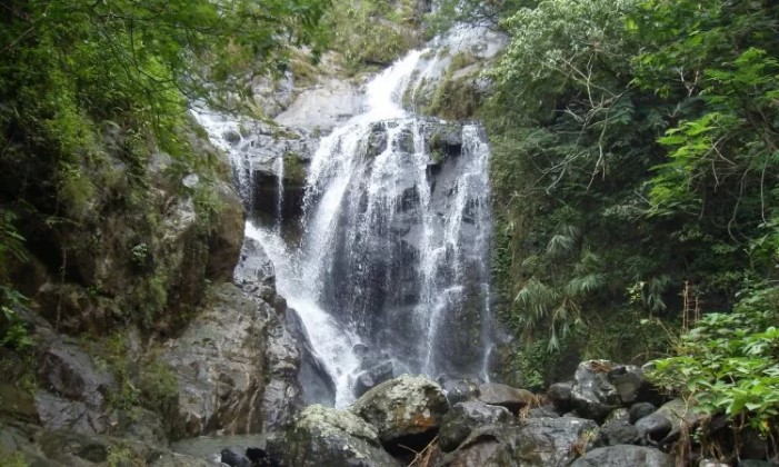 Curug Awul via Pesona Wisata Indonesia, 1. Jembar Waterpark, 2. Perkebunan Teh Cipasung, 3. Goa Lalay, 4. Curug Muara Jaya, 5. Curug Sawer, 6. Talaga Herang, 7. Wisata Paralayang Gunung Panten, 8. Taman Wisata Bukit Alam Hejo, 9. Curug Tonjong, 10. Curug Cipeuteuy, 11. Air terjun Cibali, 12. Agro Batu Luhur, 13. Taman Buana Marga Majalengka (Taman Dinosaurus), 14. Situ Sangiang dan Makam Sunan Parung, 15. Pendakian Gunung Ciremai, 16. Curug Sempong, 17. Curug Awul, 18. Situ Cipanten, 19. Curug Campaga, 20. Curug Cipeureus, 21. Curug Puntang, 22. Panorama Cikebo, 23. Panorama Lemah Putih, 24. Situ Cikuda, 25. Bukit Panyaweuyan Argapura, 26. Wisata Situ Cipadung Desa Pajajar, 27. Wisata Cadas Gantung, 28. Air Terjun Embun Pelangi, 29. Air Terjun Cilutung, 30. Situ Janawi, 31. Taman Nasional Sadarehe, 32. Museum Talaga Manggung, 33. Rumah Adat Panjalin, 34. Gunung Cakrabuana, 35. Telaga di Petilasan Prabu Siliwangi, 36. Curug Ciwanda, 37. Curug Situhiang, 38. Taman Wisata Linggarjati, 39. Air Terjun Baligo, 40. Telaga Nila, 41. Kolam Renang Balong Sang Raja, 42. Gunung Batu Tilu, 43. Bukit Mercury Sayang Kaak, 44. Bendungan Raksasa Rentang, 45. Terasering Sawah Nangklak, 46. Gunung Ciwaru, 47. Puncak Sawiyah, 48. Ciboer Pass, 49. Curug Kapak Kuda, 50. Water Boom Tirta Indah, 51. Water Boom Rajawali ( Surya ), 52. Water Boom Tohaga, 53. Taman Ikan Bunderan , 54. Situ Batu di Desa Malausma, 55. Durian Sinapeul