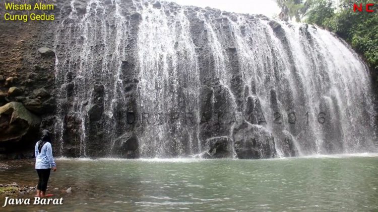 Curug Gedus via Youtube, 1. Curug Badak, 2. Curug Agung Galunggung, 3. Curug Ciparay, 4. Curug Dengdeng, 5. Curug Cimedang, 6. Curug Sawer, 7. Curug Batu Blek, 8. Curug Cimanintin, 9. Curug Batu Mahpar, 10. Curug Putih, 11. Curug Cileutak, 12. Curug Koja, 13. Curug Gado Bangkong, 14. Curug Cihanjung, 15. Curug Arjuna, 16. Curug Wayang Tasikmalaya, 17. Curug Amoh, 18. Curug Ti’ah (Landeuh), 19. Curug Cinunjang, 20. Curug Paseh, 21. Curug Cipinaha, 22. Curug Ciwatin, 23. Curug Bunar, 24. Curug Tonjong, 25. Curug Gedus, 26. Curug Patapaan, 27. Curug Gegebos, 28. Curug Teureup, 29. Curug Entep