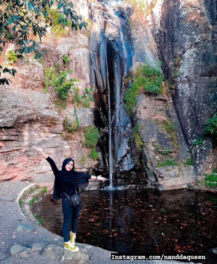 Curug Gongseng via IG @nanddaqueen, 1. Curug Landung, 2. Curug Cikahuripan Kuningan, 3. Curug Putri Palutungan, 4. Curug Ngelay Kuningan, 5. Curug Sidomba, 6. Curug Cisurian Kuningan, 7. Curug Payung Palutungan, 8. Curug Winujati, 9. Curug Bangkong, 10. Curug Cilengkrang Kuningan, 11. Curug Nyandung, 12. Curug Cigalagah, 13. Curug Gongseng, 14. Curug Paranje, 15. Curug Cibuntu, 16. Curug Sagarahiang, 17. Curug Luhur Kuningan, 18. Curug Parakan Panjang, 19. Curug Cibunar, 20. Curug Lebak Jeruk