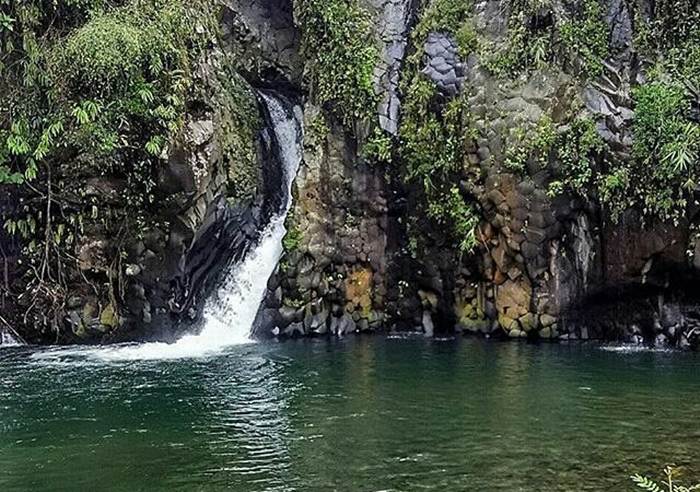 Curug Grenjang via IG @desmiatikartika - 25 Curug di Purwokerto Banyumas Terbaik & Terhits, Air Terjun Paling Indah!