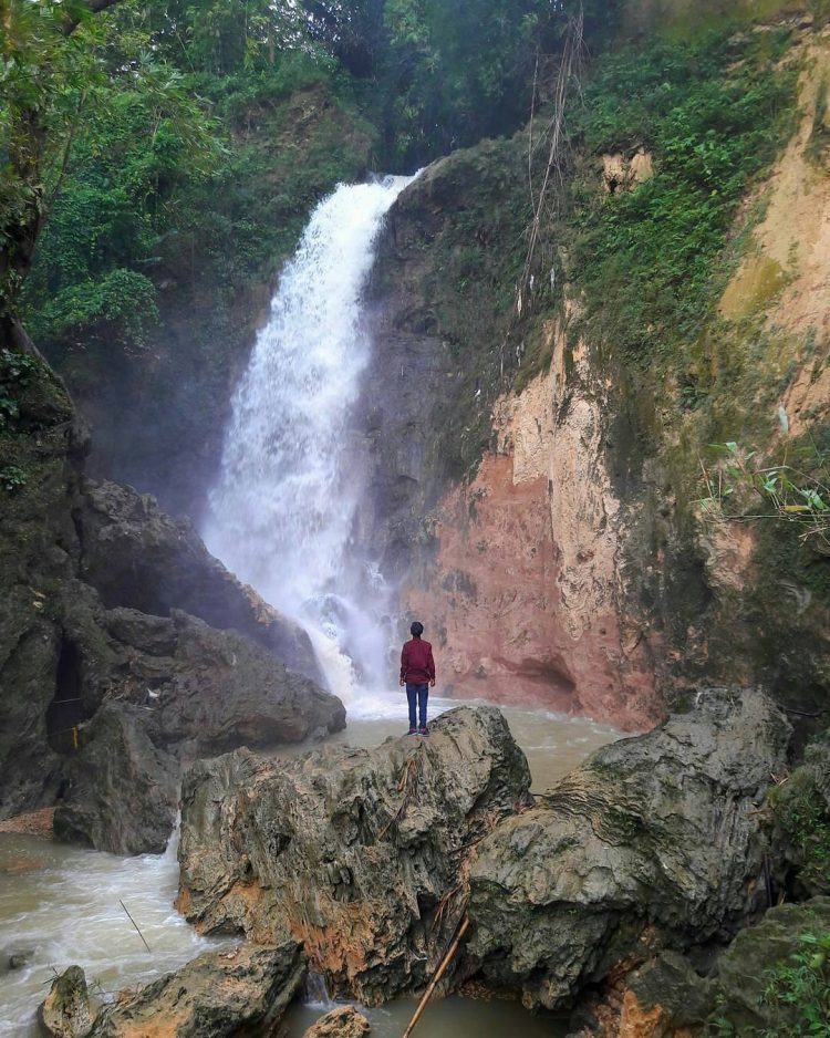 Air Terjun Tadah Hujan via IG @jateng.keren, 1. Air Terjun Grenjengan Sewu, 2. Air Terjun Sekar Gading, 3. Air Terjun Tadah Udan Juruk, 4. Air Terjun Grudo, 5. Air Terjun Lorodan Semar, 6. Air Terjun Tedunan, 7. Air Terjun Tretes, 8. Air Terjun Grenjengan Watu Sirap, 9. Air Terjun Lorotan Semar, 10. Grenjengan Jolong, 11. Air Terjun Banyulawe, 12. Air Terjun Sepletuk, 13. Air Terjun Santi