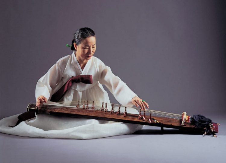Alat Musik Tradisional Korea di Museum King Sejong via Blok-A, Mengurus Visa Korea, Transportasi Menuju Seoul, Memilih Penginapan di Seoul, Rekomendasi Tempat Wisata di Seoul, Rekomendasi Tempat Wisata di Seoul Lainnya, Tempat Wisata Belanja di Seoul, Wisata Budaya Tradisional Korea, Destinasi Wisata Tradisional, Tempat Wisata Paling Instagramable di Seoul, Tempat Wisata Paling Palace di Seoul, Museum di Seoul yang Wajib Dikunjungi, Tempat Wisata untuk Pencinta K-Pop di Seoul, Wisata Alam dan Taman di Seoul