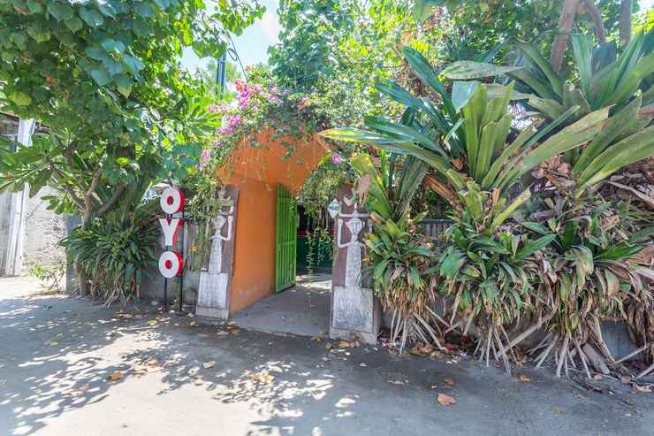 Angel’s Cottage via Traveloka, 1. Good For Ya Knee Hostel & Bungalows, Akomodasi Murah Meriah Berjarak 5 Menit Jalan Kaki dari Pantai, 2. Budget Kaki Lima Tapi Ingin Akomodasi dengan Privasi Lebih? Angel’s Cottage Jawabannya, 3. Menginap dalam Suasana Eco Friendly yang Ramah Budget Bisa Kalian Dapatkan di Little Woodstock Homestay, 4. Oceane Paradise Bungalow, Cocok Bagi Kalian yang Ingin Menginap Nyaman dengan Harga Hemat, 5. Kalian Juga Dapat Mempertimbangkan Giliano Residence untuk Pilihan Akomodasi Budget nan Nyaman, 6. Ingin Menjauh Sejenak dari Peradaban Modern Tanpa Harus Jauh-jauh dari Pusat Keramaian? Coba Lirik Denaya Lodge, deh!, 7. Gili Bagaz Cottage Hadir Untuk Kalian yang Merindukan Nuansa Etnik Jawa dengan Harga Budget, 8. Walau Rate-nya Terbilang Budget, Fasilitas di Trawangan Oasis Hotel Ini Cukup Lengkap Untuk Memanjakan Wisatawan, 9. Hotel Vila Ombak, 10. Natya Hotel Gili Trawangan, 11. The Trawangan Resort, 12. Pearl of Trawangan, 13. Santorini Beach Resort, 14. Mango Dive & Bungalow