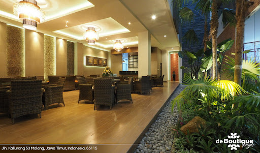 Untuk Suasana yang Lebih Homey, Cozy Boutique Guest House Bisa Jadi Pilihan Keren, 1. Aventree Syariah Homestay, 2. Hotel Alimar Malang  , 3. MaxOne Hotels at Malang, 4. Lirik Swiss-Belinn Malang, 5. Ibis Styles Malang Hotel, 6. Boutique Guest House, 7. Arjuna Hotel