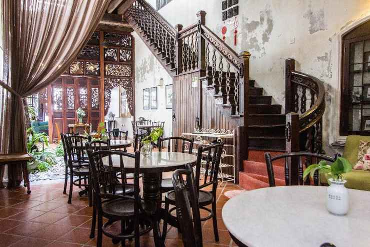 Carnarvon House via Traveloka