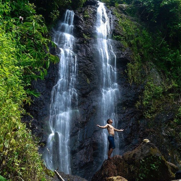 Curug Karang Gemantung via Instagram, 1. Curug Wringin, 2. Curug Gemawang, 3. Curug Leses, 4. Curug Sudimoro, 5. Curug Silangit, 6. Grojogan Kuang, 7. Curug Kedungwuni, 8. Curug Sawangan, 9. Curug Kedondong, 10. Curug Karang Gemantung , 11. Air Terjun Kalicurug, 12. Air Terjun Sindaro Kebumen, 13. Curug Domas Kebumen, 14. Curug Pandansari, 15. Air Terjun Silancur, 16. Air Terjun Sikebut
