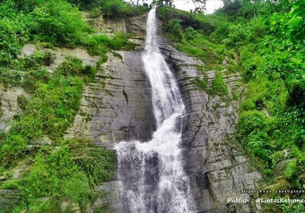 Curug Pandansari Foto by Andri Anto - 16 Air Terjun di Kebumen Terbaik &amp; Paling Hits, Lokasi Curug, Tiket, 1. Curug Wringin, 2. Curug Gemawang, 3. Curug Leses, 4. Curug Sudimoro, 5. Curug Silangit, 6. Grojogan Kuang, 7. Curug Kedungwuni, 8. Curug Sawangan, 9. Curug Kedondong, 10. Curug Karang Gemantung , 11. Air Terjun Kalicurug, 12. Air Terjun Sindaro Kebumen, 13. Curug Domas Kebumen, 14. Curug Pandansari, 15. Air Terjun Silancur, 16. Air Terjun Sikebut