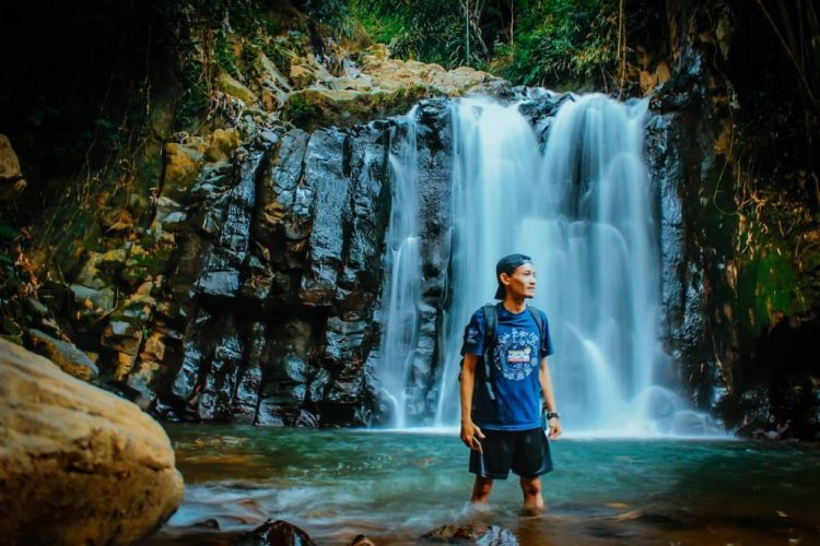 Curug Sigetik via IG @rochmatharwanto, 1. Air Terjun Sekar Langit, 2. Curug Silawe, 3. Air Terjun Sikencling, 4. Air Terjun Grenjengan Kembar, 5. Air Terjun Goa Slandak, 6. Air Terjun Sumuran, 7. Air Terjun Kedung Kayang, 8. Curug Gleyor, 9. Grojogan Kapuhan, 10. Air Terjun Ngesong, 11. Curug Watu Ploso, 12. Curug Lawang Kori, 13. Curug Sigetik, 14. Curug Bujet, 15. Air Terjun Sigong, 16. Kedung Sembrani, 17. Wisata Alam Curug Delimas, 18. Curug Lawe, 19. Curug Winong