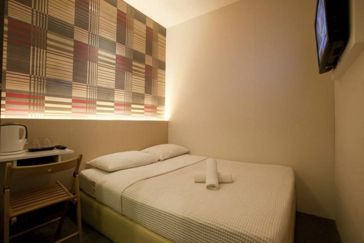 Deluxe Double Simms Boutique Hotel Bukit Bintang via Facebook - hotel murah di Kuala Lumpur
