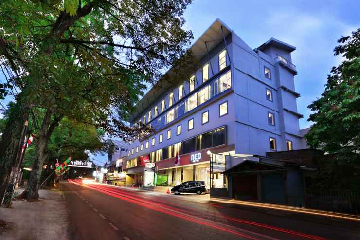Hotel Neo Dipatiukur via Traveloka