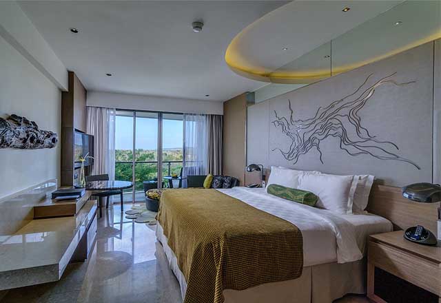 Jimbaran Bay Room, 1. Mulia Resort Nusa Dua, Hotel Mewah dengan Dua Kapel Romantis di Tepi Pantai Nusa Dua, 2. Selebrity Hong Kong, Sharon Chan dan Pasangannya, Memilih Conrad Bali Sebagai Venue Wedding dan Bulan Madu Mereka , 3. Villa Bayuh Sabbha, Pernah Menjadi Saksi Janji Suci Antara Tamara Bleszynski dan Mike Lewis, 4. Mari Beralih ke Ayana Spa &amp; Resort Bali, Tempat Franda dan Samuel Zylgwyn Mengikat Janji, 5. Dan Tentu Saja Jangan Lupakan Alila Villas Soori, Tempatnya Raffi Ahmad dan Nagita Slavina Menggelar Private Party di Bali