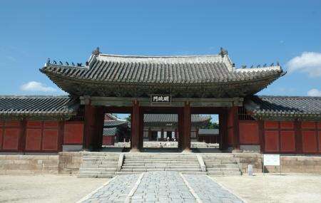 Jongmyo Shrine, Mengurus Visa Korea, Transportasi Menuju Seoul, Memilih Penginapan di Seoul, Rekomendasi Tempat Wisata di Seoul, Rekomendasi Tempat Wisata di Seoul Lainnya, Tempat Wisata Belanja di Seoul, Wisata Budaya Tradisional Korea, Destinasi Wisata Tradisional, Tempat Wisata Paling Instagramable di Seoul, Tempat Wisata Paling Palace di Seoul, Museum di Seoul yang Wajib Dikunjungi, Tempat Wisata untuk Pencinta K-Pop di Seoul, Wisata Alam dan Taman di Seoul