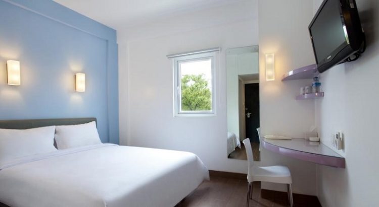 Kamar via booking