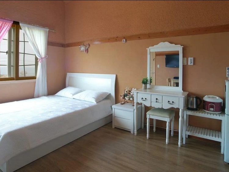 Kamar Couple White Nest Pension via Agoda - Penginapan di Jeju
