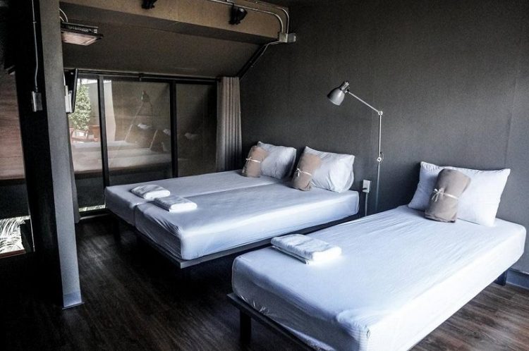 Kamar Triple Cloudy Hostel