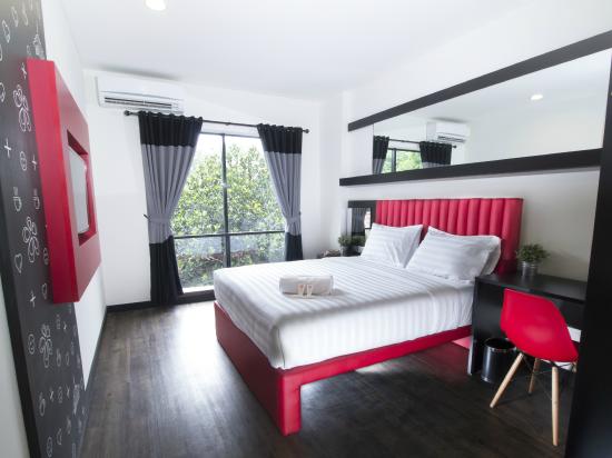 Kamar Tune Hotel Dago via Tripadvisor