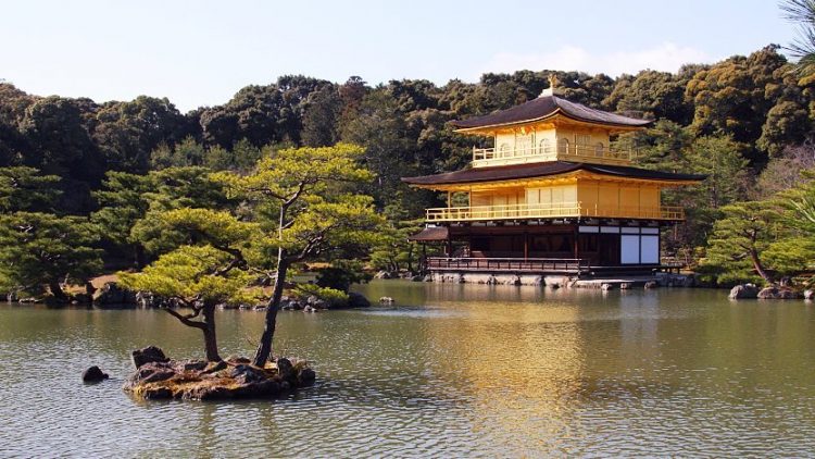 Kinkakuji Kyoto via Japan Guide - Tempat Wisata di Kyoto