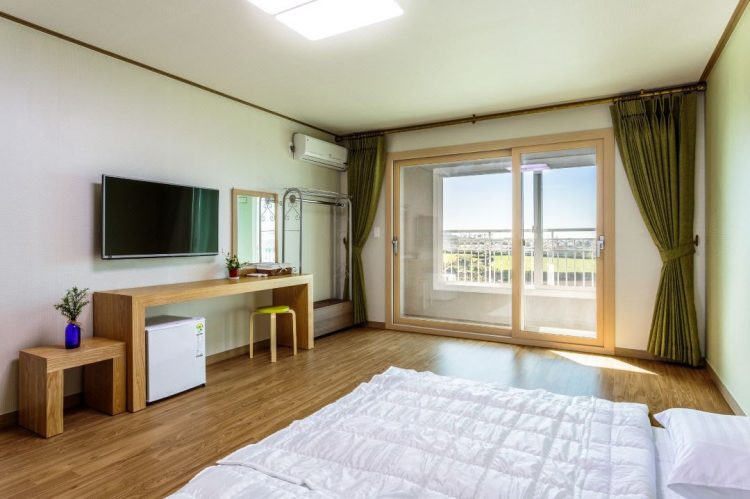 Korean Ondol Room Nadia Pension via Trip - Penginapan di Jeju