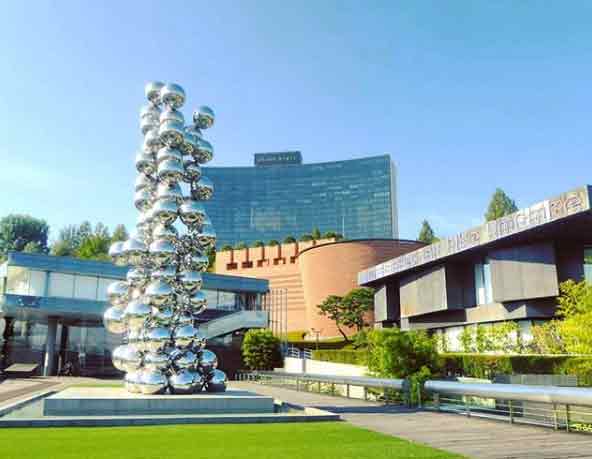 Leeum Samsung Museum Of Art via IG @fedeworld, Mengurus Visa Korea, Transportasi Menuju Seoul, Memilih Penginapan di Seoul, Rekomendasi Tempat Wisata di Seoul, Rekomendasi Tempat Wisata di Seoul Lainnya, Tempat Wisata Belanja di Seoul, Wisata Budaya Tradisional Korea, Destinasi Wisata Tradisional, Tempat Wisata Paling Instagramable di Seoul, Tempat Wisata Paling Palace di Seoul, Museum di Seoul yang Wajib Dikunjungi, Tempat Wisata untuk Pencinta K-Pop di Seoul, Wisata Alam dan Taman di Seoul
