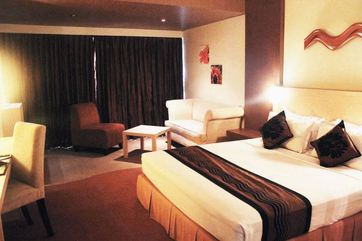 Lux Tychi Hotel Malang, 1. The Batu Villas, 2. Butik Capsule Hotel, 3. Hasanah Suhat, 4. El Hotel Malang, 5. Kertanegara Premium Guest House, 6. Merbabu Guest House, 7. Solaris Hotel Malang, 8. HARRIS Hotel & Convention Malang, 9. Lux Tychi Hotel Malang , 10. The 101 Malang OJ, 11. The Balava, 12. Grand Cakra Hotel Malang