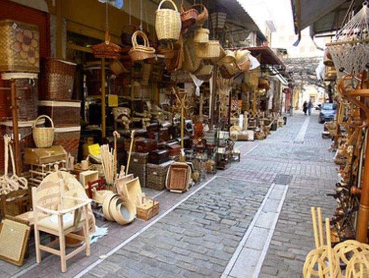 Marché aux Puces de St-Ouen via Afar - tempat belanja di Paris, Tips Secara Umum, # Shopping Street dan Distrik Belanja Populer, # Pusat Perbelanjaan, # Toko Diskon, # Pasar Tradisional, Barang Antik, dan Sejenisnya, # Barang-barang Vintage, # Tempat Lainnya di Paris, #Jenis Tempat Belanja/Nama Tempat, #Ukuran dan warna, #Seputar pembayaran