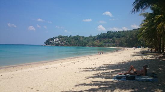 Pantai Surin via Tripadvisor