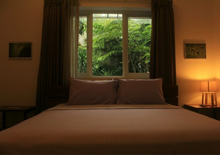 SWEET ROOM, 1. Mari Mulai dari Sayana Bed &amp; Breakfast, Oase Homey di Tengah Keramaian Bandung , 2. Sisco Bed and Breakfast, “Rumah Kedua” yang Nggak Jauh dari Beberapa Kampus Populer di Bandung, 3. Untuk Akomodasi Hemat di Sekitar Sukajadi, Magnolia Bed &amp; Breakfast Siap Menjamu Kalian dengan Keramahan ala Rumah Sendiri, 4. Rasakan Serunya Punya “Rumah Sendiri” di Kawasan Dago Atas dengan Menginap di Rumah Kiboku Bed &amp; Breakfast, 5. Sedangkan Jika Ingin Merasakan “Punya Rumah Sendiri” di Sekitar Lembang, Rose Chamber Bed &amp; Breakfast Layak Untuk Dijamahi, 6.Summerbird Bed and Brasserie, B&amp;B Konsep Baru yang Keren dan Instagramable Banget! 
