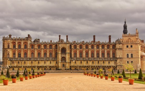 Saint-Germain-en-Laye via Tripadvisor, 1. Palace of Versailles, 2. Fontainebleau, 3. Sceaux, 4. Mont Saint Michel, 5. Saint-Germain-en-Laye, 6. Provins, 7. Chartres, 8. Reims, 9. Giverny, 10. Menara Eiffel, 11. Musee du Louvre, 12. Notre Dame de Paris, 13. Arc de Triomphe, 14. Champs-Élysées, 15. Sacré-Cœur, 16. Tuileries Garden, 17. Jardin du Luxembourg, 18. Montmartre, 19. Musée d’Orsay, 20. Disneyland Paris, 21. Place de la Concorde, 22. The Centre Pompidou, 23. Le Marais, 24. Champ de Mars, 25. Palais Garnier, 26. Montparnasse Tower, 27. Panthéon, 28. Rodin Museum, 29. Conciergerie, 30. Pont des Arts, 31. Musée de l’Orangerie, 32. Grand Palais, 33. La Villette