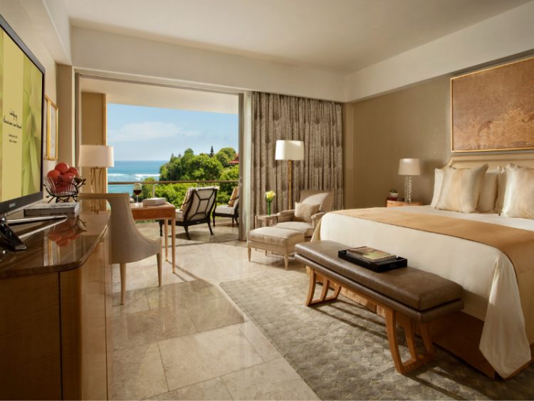 Signature room, 1. Mulia Resort Nusa Dua, Hotel Mewah dengan Dua Kapel Romantis di Tepi Pantai Nusa Dua, 2. Selebrity Hong Kong, Sharon Chan dan Pasangannya, Memilih Conrad Bali Sebagai Venue Wedding dan Bulan Madu Mereka , 3. Villa Bayuh Sabbha, Pernah Menjadi Saksi Janji Suci Antara Tamara Bleszynski dan Mike Lewis, 4. Mari Beralih ke Ayana Spa &amp; Resort Bali, Tempat Franda dan Samuel Zylgwyn Mengikat Janji, 5. Dan Tentu Saja Jangan Lupakan Alila Villas Soori, Tempatnya Raffi Ahmad dan Nagita Slavina Menggelar Private Party di Bali