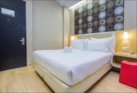 Suasana Kamar Simple Inn via Pegipegi