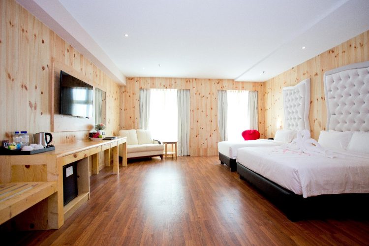 Suasana Kamar di Vouk Hotel Suites via Wego