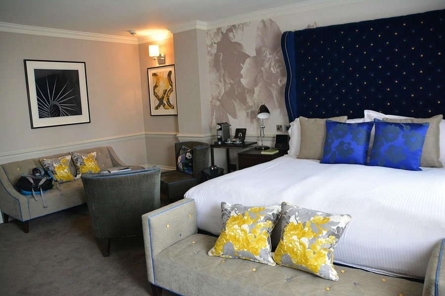Suasana Kamar di The Ampersand Hotel via Tripadvisor