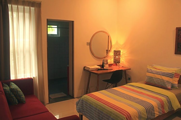 single beds, 1. Mari Mulai dari Sayana Bed &amp; Breakfast, Oase Homey di Tengah Keramaian Bandung , 2. Sisco Bed and Breakfast, “Rumah Kedua” yang Nggak Jauh dari Beberapa Kampus Populer di Bandung, 3. Untuk Akomodasi Hemat di Sekitar Sukajadi, Magnolia Bed &amp; Breakfast Siap Menjamu Kalian dengan Keramahan ala Rumah Sendiri, 4. Rasakan Serunya Punya “Rumah Sendiri” di Kawasan Dago Atas dengan Menginap di Rumah Kiboku Bed &amp; Breakfast, 5. Sedangkan Jika Ingin Merasakan “Punya Rumah Sendiri” di Sekitar Lembang, Rose Chamber Bed &amp; Breakfast Layak Untuk Dijamahi, 6.Summerbird Bed and Brasserie, B&amp;B Konsep Baru yang Keren dan Instagramable Banget! 