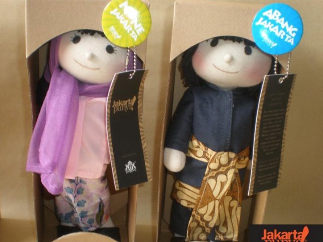 Boneka Abang None
