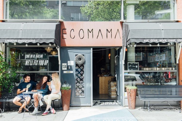 Ecomama Hostel via Tripopola