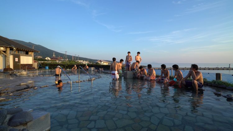 Hama No-yu Onsen Oshima via Lise Where Im From, Informasi Dasar, Sekilas Tentang Kepulauan Izu, Daya Tarik Oshima, Aktivitas Seru & Tempat Wisata di Oshima, Cara Mengakses Oshima, Tips dan Informasi Penting