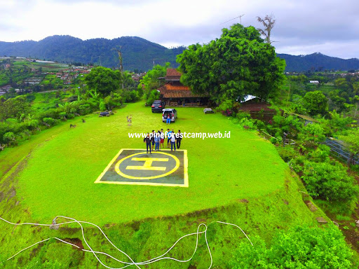 Helipad, Sejarah Pine Forest Camp, Alamat Pine Forest Camp Lembang, Menuju Lokasi Pine Forest Camp, Peta Lokasi, Nomor Telepon, Jam Operasional, Harga Tiket Masuk Pine Forest Camp, Daftar Harga Paket Pine Forest Camp Lembang Terbaru, Aktifitas Wisata Menarik di Pine Forest Camp, Fasilitas, Aturan Kawasan Pine Forest Camp Lembang