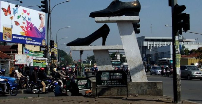 Jalan Cibaduyut, Tips Liburan di Bandung, Cara Menyusun Itinerary , Hal Pertama yang Harus Diketahui, Mengenal Pariwisata di Bandung, Cara Menyusun Itinerary di Bandung