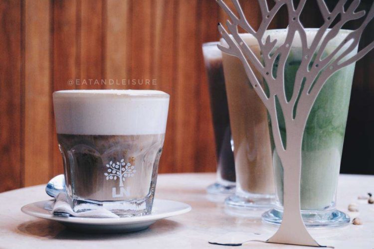 Kopi Fortunate Coffee Bandung via Zomato - Tempat Ngopi di Bandung, 1. One Eighty Coffee and Music, 2. Warung Kopi Purnama, 3. Sejiwa, 4. Armor Kopi, 5. Noah’s Barn, 6. Dakken Restaurant, 7. yumaju coffee, 8. Bober Cafe, 9. Lacamera Coffee , 10. Two Cents Coffee, 11. Kopi Anjis, 12. Ngopi Doeloe Burangrang , 13. Blue Doors , 14. Two Hands Full, 15. Cups Coffee & Kitchen, 16. Kopi Selasar Sunaryo, 17. Kopi Ireng, 18. Kedai Kopi 170, 19. Caffe Bene, 20. Warung Kopi Modjok, 21. Roemah Kopi, 22. Eugene the Goat , 23. Fortunate Coffee, 24. Jack Runner Roastery, 25. Yellow Truck Coffee, 26. Kinokimi Coffee, 27. Poffstory Coffee Brewer, 28. Baraya Coffee