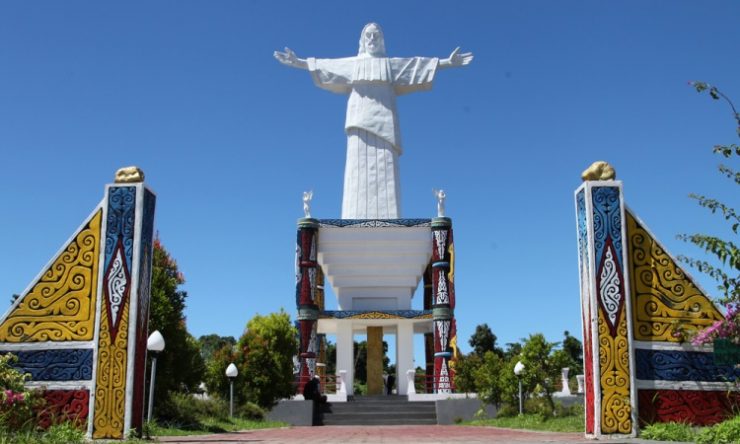 Mampir Wisata Religi di Pulau Mansinam, Manokwari