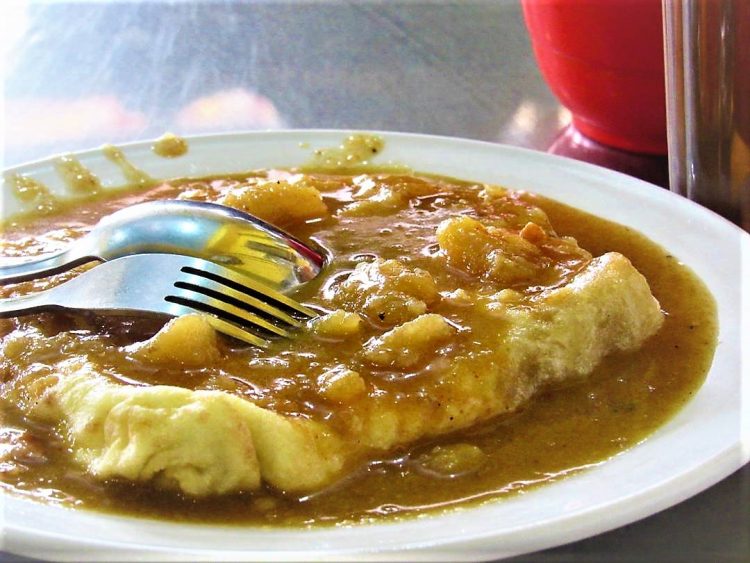 Martabak Palembang via IG @palembanginsta, 1. Pempek, 2. Tekwan, 3. Laksan, 4. Celimpungan, 5. Burgo, 6. Lakso, 7. Martabak Palembang, 8. Mie Celor, 9. Pindang Ikan, 10. Pindang Tulang, 11. Sate Sapi Cucuk Manis, 12. Bakmi Babi, 13. Es Kacang Merah, 14. Kemplang Palembang, 15. Godo-Godo, 16. Gulo Puan, 17. Roti Koing, 18. Sambal Tempoyak, 19. Model, 20. Malbi, 21. Kue 8 Jam, 22. Otak-otak Kuah Cuko, 23. Lempok, 24. Lenggang, 25. Martabak HAR, 26. Kue Lapis Kojo, 27. Kue Engkak Ketan , 28. Kue Maksuba, 29. Kue Bolu Suri, 30. Kue Gandus, 31. Kue Lumpang, 32. Kue Srikaya, 33. Dadar Jiwo, 34. Sambal Lingkung, 35. Telok Ukan