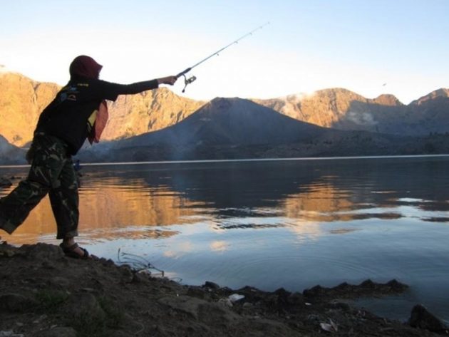Memancing di Danau Segara Anak, Basecamp Sembalun, Basecamp Sembalun – POS 1, POS 1 – POS 2, POS 2 – POS 3, POS 3 – Plawangan Sembalun, Plawangan Sembalun – Segara Anak, Segara Anak