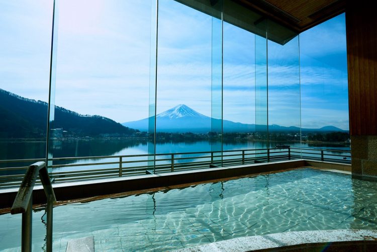 Onsen Privat dengan View Gunung Fuji Kozantei Ubuya