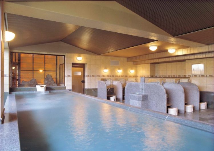 Onsen indoor via Agoda