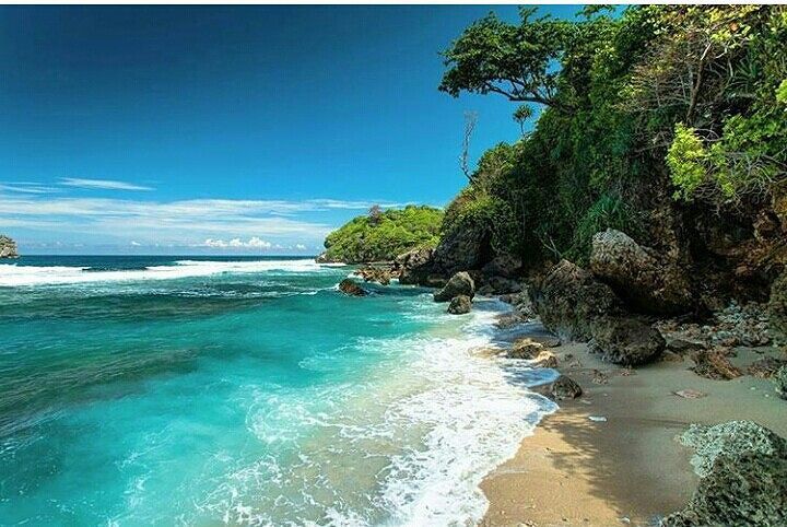 Pantai Savana vi IG @explorewisataindonesia, 1. Pantai Sipelot, 2. Pantai Licin, 3. Pantai Balekambang, 4. Pantai Ngliyep, 5. Pantai Batu Bengkung, 6. Pantai Watu Leter, 7. Pantai Bajulmati, 8. Pantai Goa Cina, 9. Pantai Lenggoksono, 10. Pantai Jonggring Saloko, 11. Pantai Mbehi, 12. Pantai Modangan, 13. Pantai Bantol, 14. Pantai Kondang Buntung, 14. Pantai Kondang Merak, 15. Pantai Watu Pecah, 16. Pantai Tiga Warna, 17. Pantai Sendang Biru, 18. Pantai Ngandol, 19. Pantai Banyu Anjlok, 20. Pantai Sendiki, 21. Pantai Tamban, 22. Pantai Bolu- Bolu, 23. Pantai Wediawu, 24. Pantai Wonogoro, 25. Pantai Nganteb, 26. Pantai Clungup, 27. Pantai Banyumeneng, 28. Pantai Gatra, 29. Pantai Jonggring Saloka, 30. Pantai Watu Lepek, 31. Pantai Wedi Putih, 32. Pantai Klatakan, 33. Pantai Pancer, 34. Pantai Kaliapus, 35. Pantai Bangsong, 36. Pantai Savana, 37. Pantai Teluk Asmoro, 38. Pantai Tomen, 39. Pantai Ungapan, 40. Pantai Jolangkung, 41. Pantai Parang Dowo, 42. Pantai Telok, 43. Pantai Kajaran, 44. Pantai Wedi Klopo, 45. Pantai Ngopet, 46. Pantai Pasang, 47. Pantai Karang Tengkorak, 48. Pantai Karang Bolong, 49. Pantai Ngudel, 50. Pantai Kuncaran, 51. Pantai Taman Ayu, 52. Pantai Pesanggrahan
