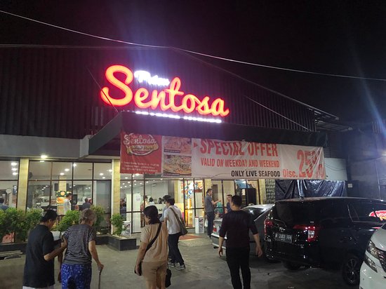 Sentosa Seafood Market via Tripadvisor, 1. Bandar Djakarta di Kota Tua, 2. Seribu Rasa, 3. Pesisir Seafood, 4. Pondok Laguna, 5. Layar Seafood, 6. Nelayan Seafood and Restaurant, 7. The Holy Crab, 8. Rumah Makan Sulawesi, 9. Rasane Seafood, 10. Fish Streat, 11. Aroma Sop Seafood, 12. Aroma Sedap, 13. Loobie Lobster, 14. Live Seafood Cabe Ijo, 15. Talaga Sampireun, 16. Kepiting Asap Cendrawasih, 17. Santai Malam 1001, 18. Wiro Sableng 212 Kelapa Gading, 19. Seafood Ayu, 20. Grand Marco Seafood, 21. Bola Seafood Acui, 22. Seafood PLTU Ancol, 23. Seafood 68 Kemanggisan, 24. Dinar Seafood, 25. Karimata Restoran, 26. Santiga Seafood, 27. Sentosa Seafood Market, 28. Jemahdi Seafood di Jl. Pantai Indah Kapuk (Tutup Permanen), 29. Wisata Kuliner Pecenongan
