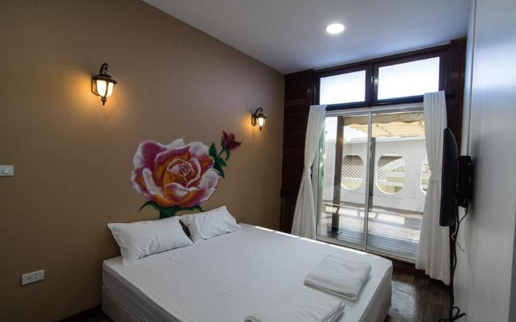 Suasana Kamar Yodsiam Hostel via Pegipegi